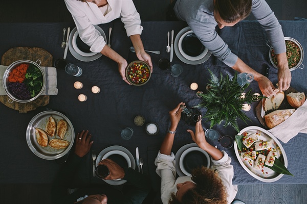 Healthy family meal served in Saladmaster cookware, showcasing non-toxic cooking and waterless cooking techniques in Penrith.